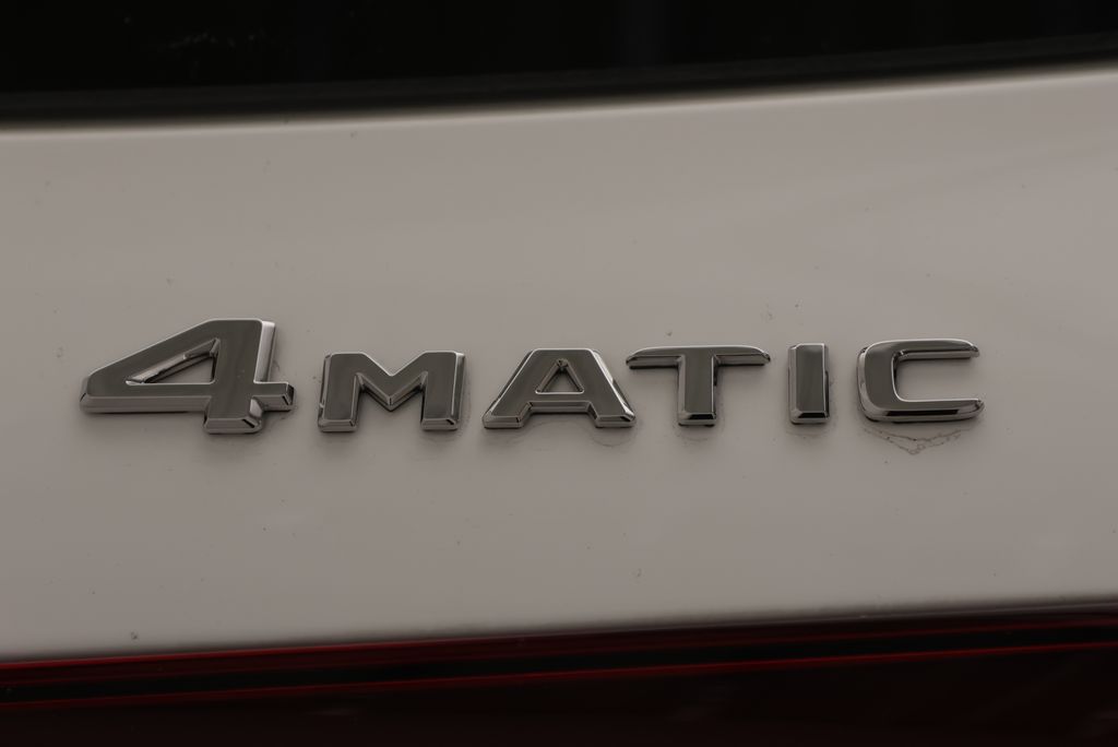 Thumbnail: 2026 Mercedes-Benz GLE - 10