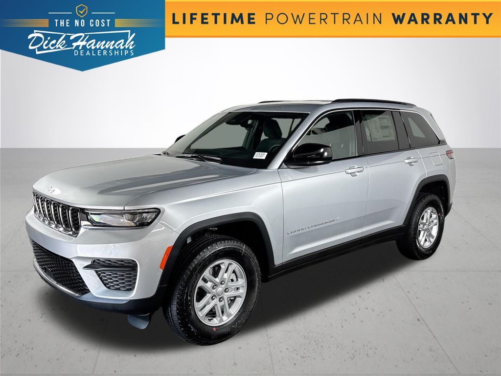 2025 Jeep Grand Cherokee Laredo