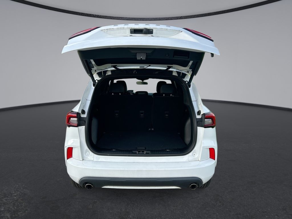 Thumbnail: 2023 Ford Escape - 29