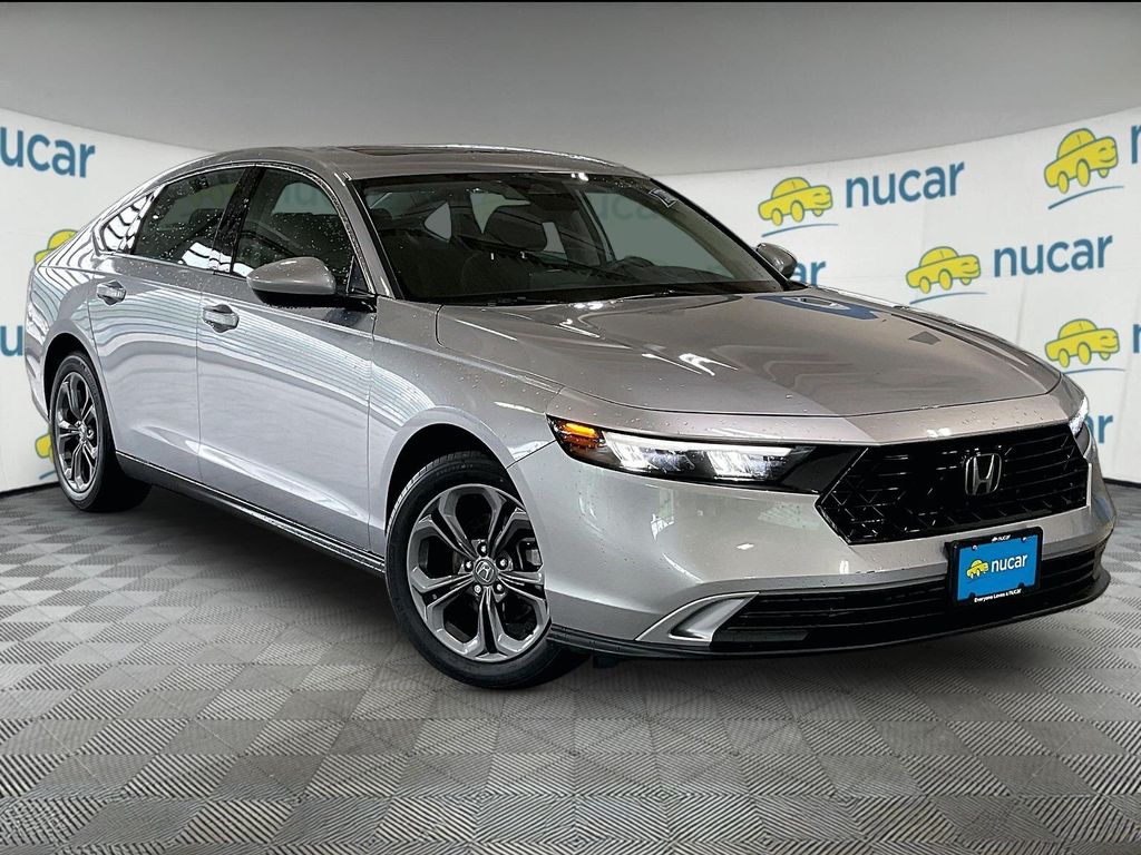 2023 Honda Accord — photo 1