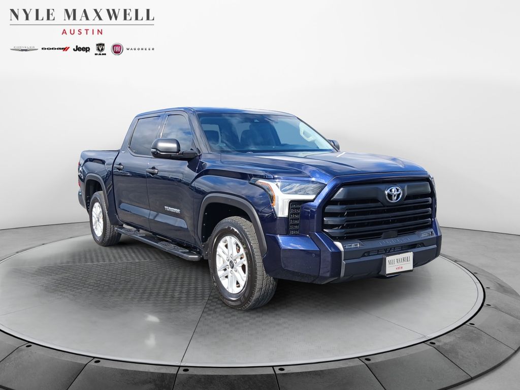 Used Car 2022 Toyota Tundra  Sr5 For Sale Under $35,000 In Austin, Texas