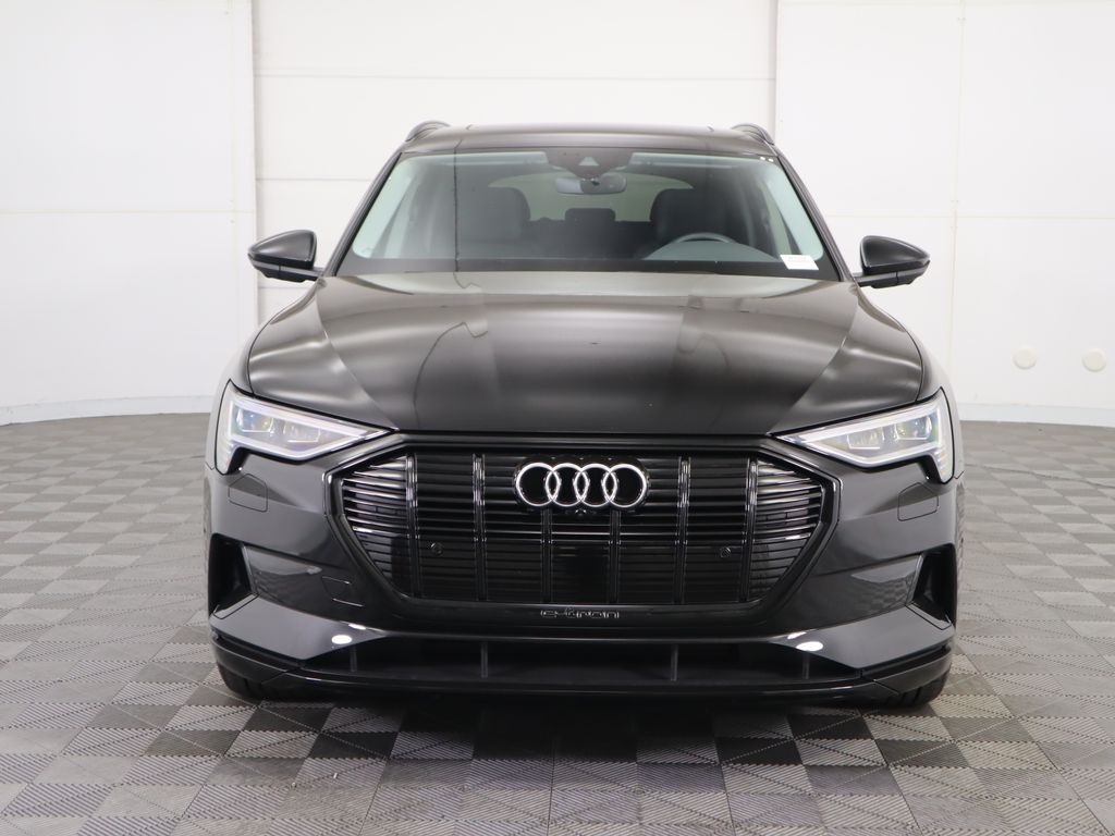 2021 Audi e-tron Premium 2