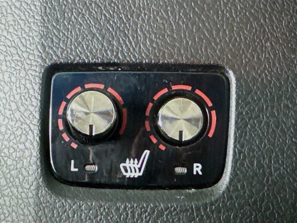 Used Car 2015 Toyota Avalon  Xle Touring For Sale Under $12,000 In Austin, Texas