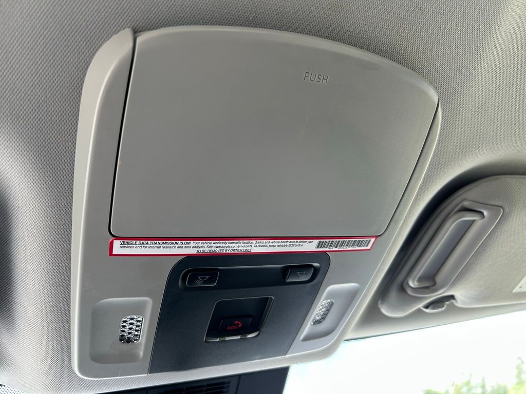 Thumbnail: 2025 Toyota Camry - 29