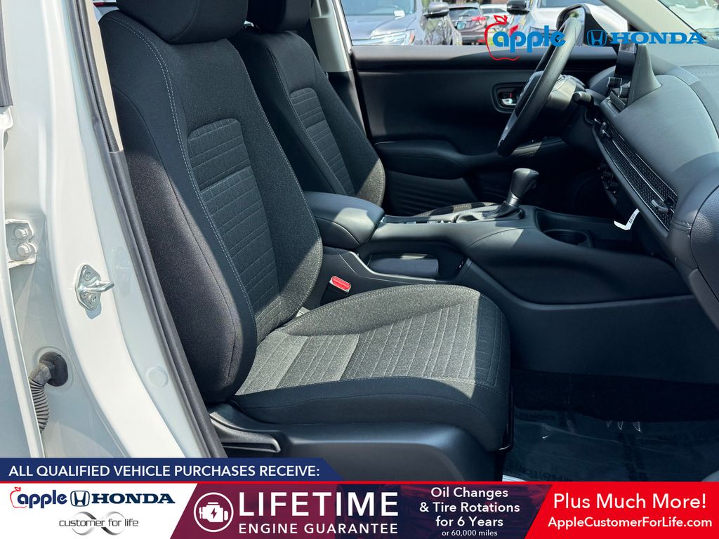 2025 Honda HR-V AWD LX