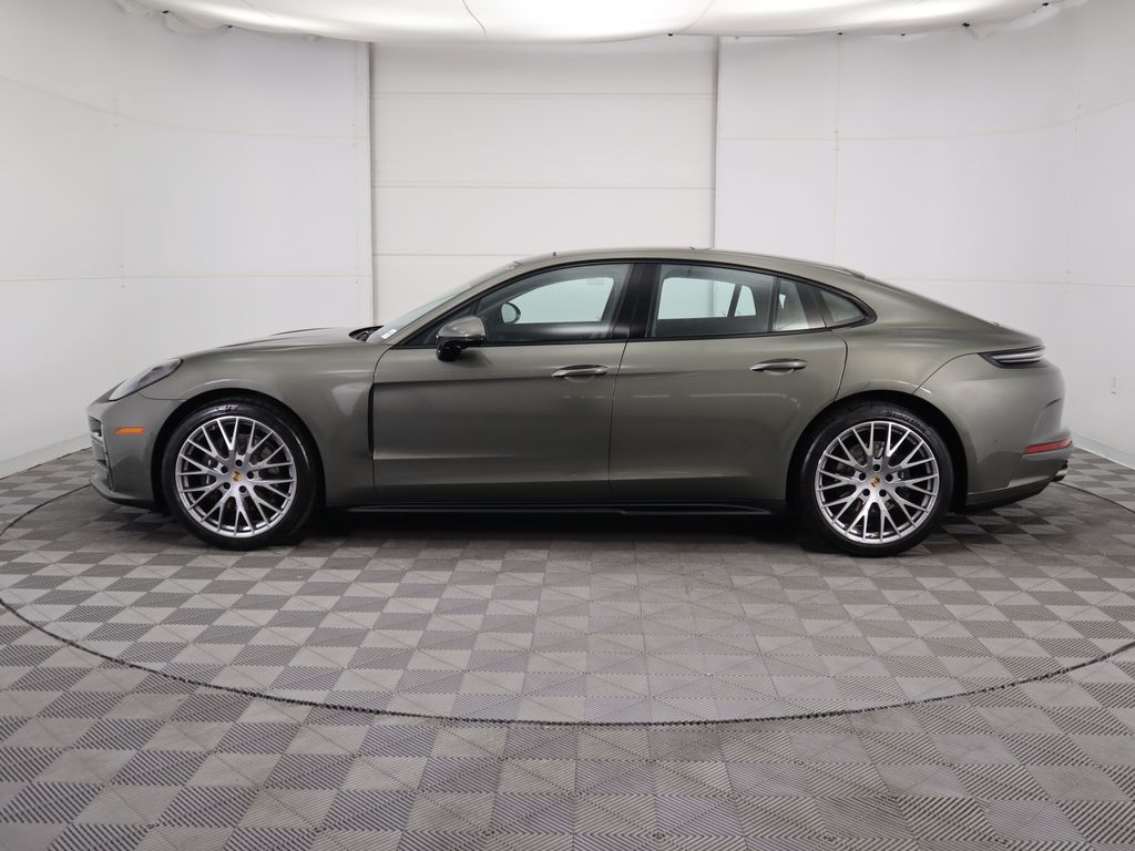Thumbnail: 2025 Porsche Panamera - 2