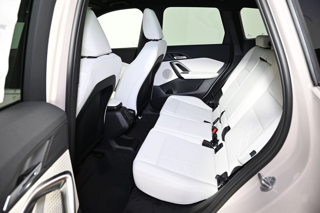 Thumbnail: 2026 BMW X1 - 24