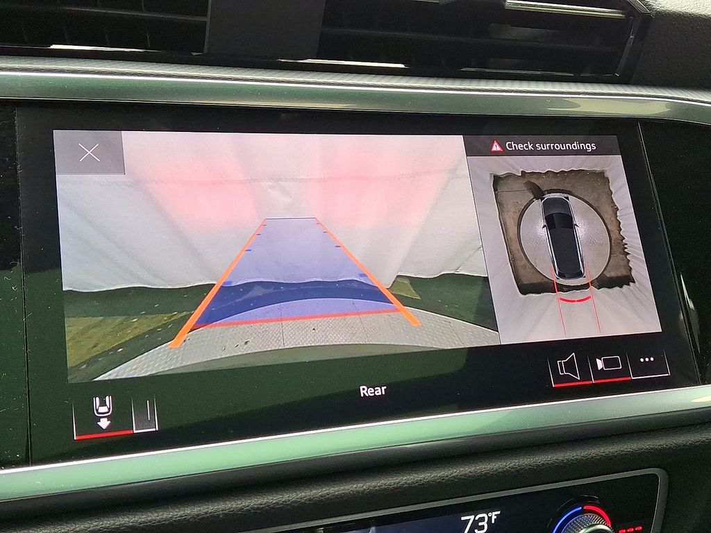 Thumbnail: 2023 Audi Q3 - 19