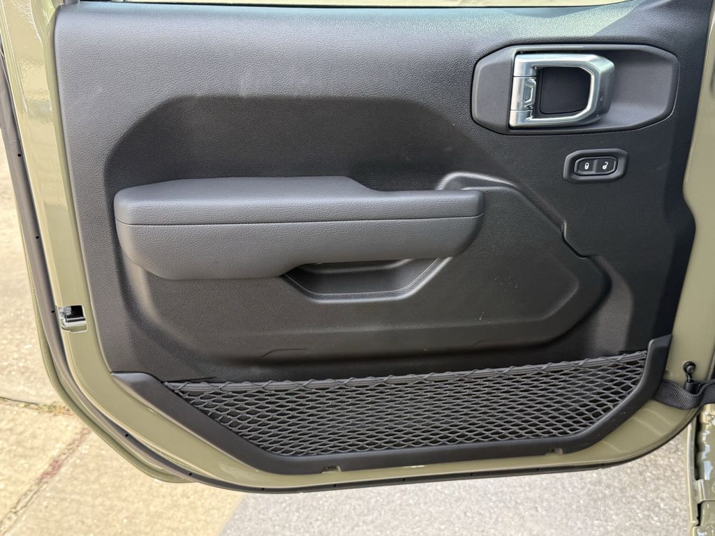 2026 Jeep Wrangler Sport - 9