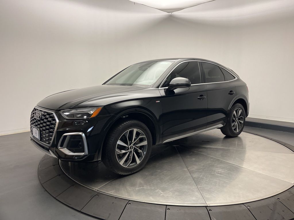Thumbnail: 2022 Audi Q5 - 3