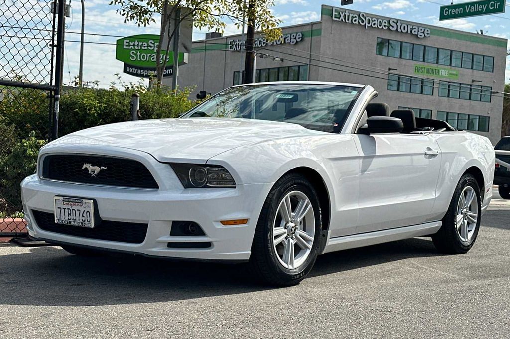 2014 Ford Mustang V6 9