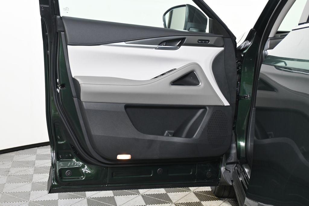 Thumbnail: 2026 INFINITI QX60 - 23