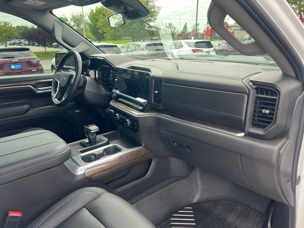 Used 2024 Chevrolet Silverado 1500 Truck