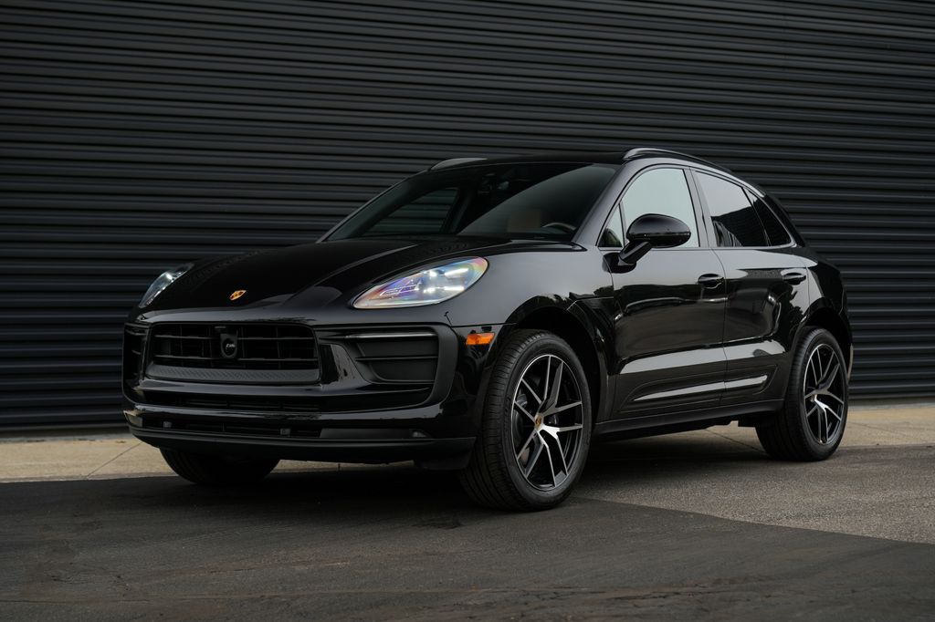  2026 Porsche Macan SUV / Crossover  7-Speed Automatic