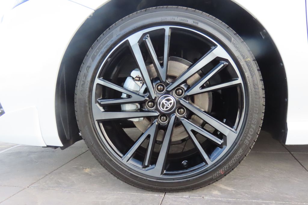 Thumbnail: 2025 Toyota Camry - 29