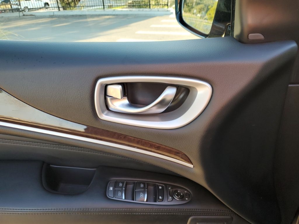 Used Car 2015 Infiniti Qx60  Base For Sale Under $10,000 In Austin, Texas