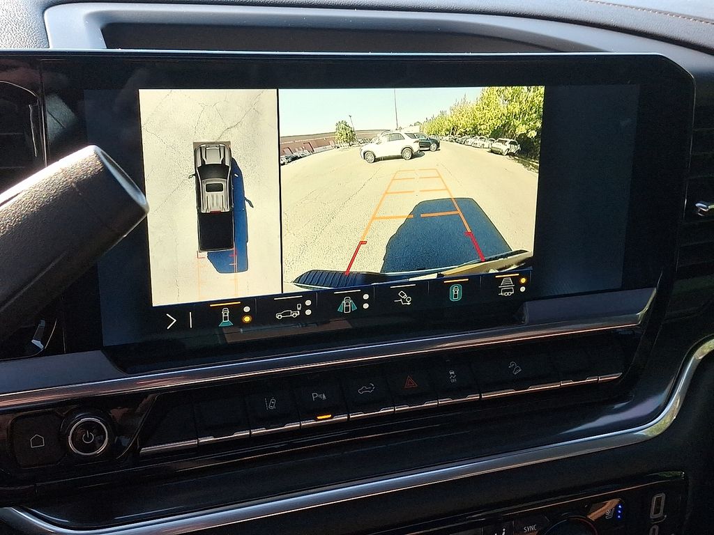 Thumbnail: 2024 Chevrolet Silverado 3500 - 17