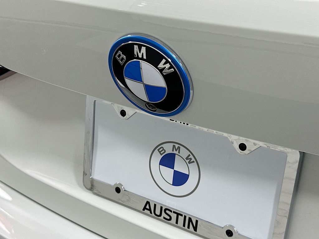 2025 BMW i4 eDrive40 22