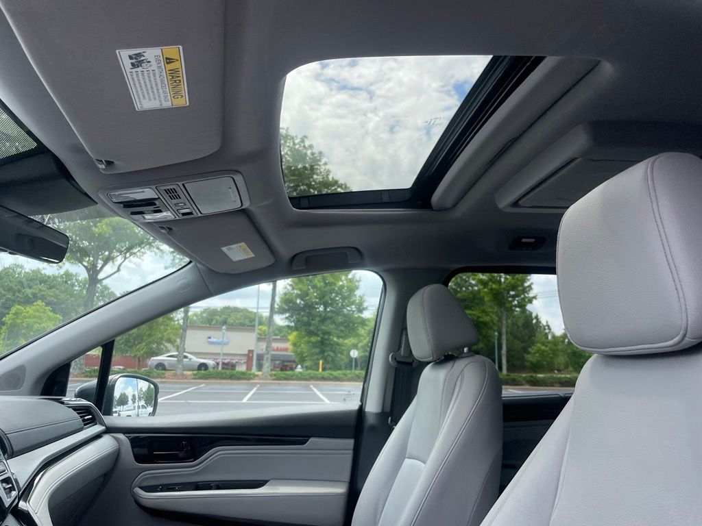 Thumbnail: 2023 Honda Odyssey - 28