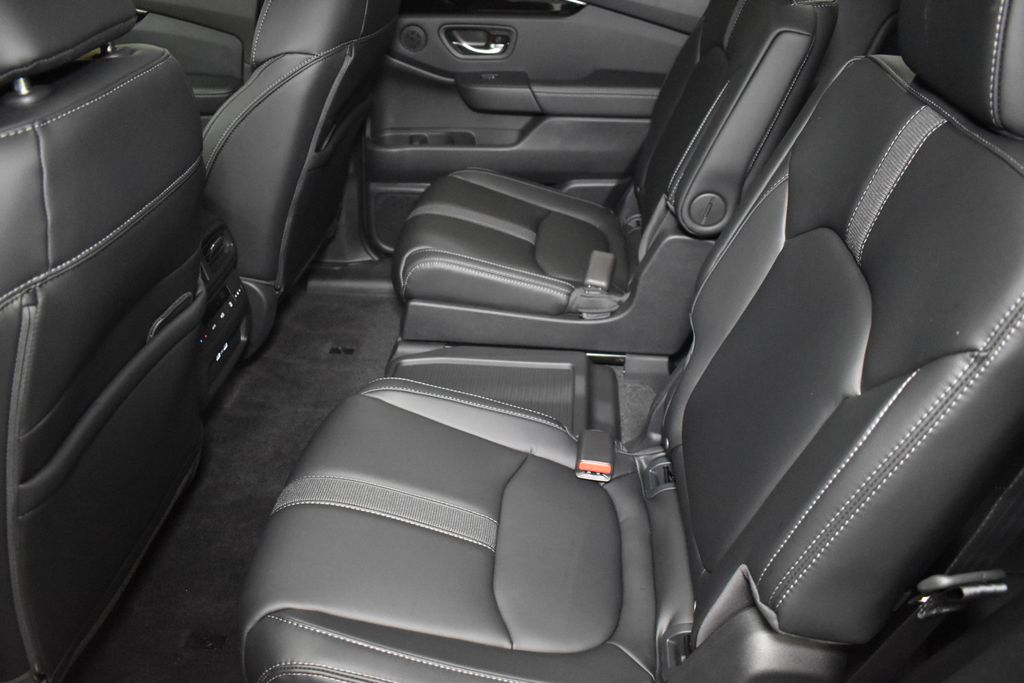 Thumbnail: 2025 Honda Pilot - 23