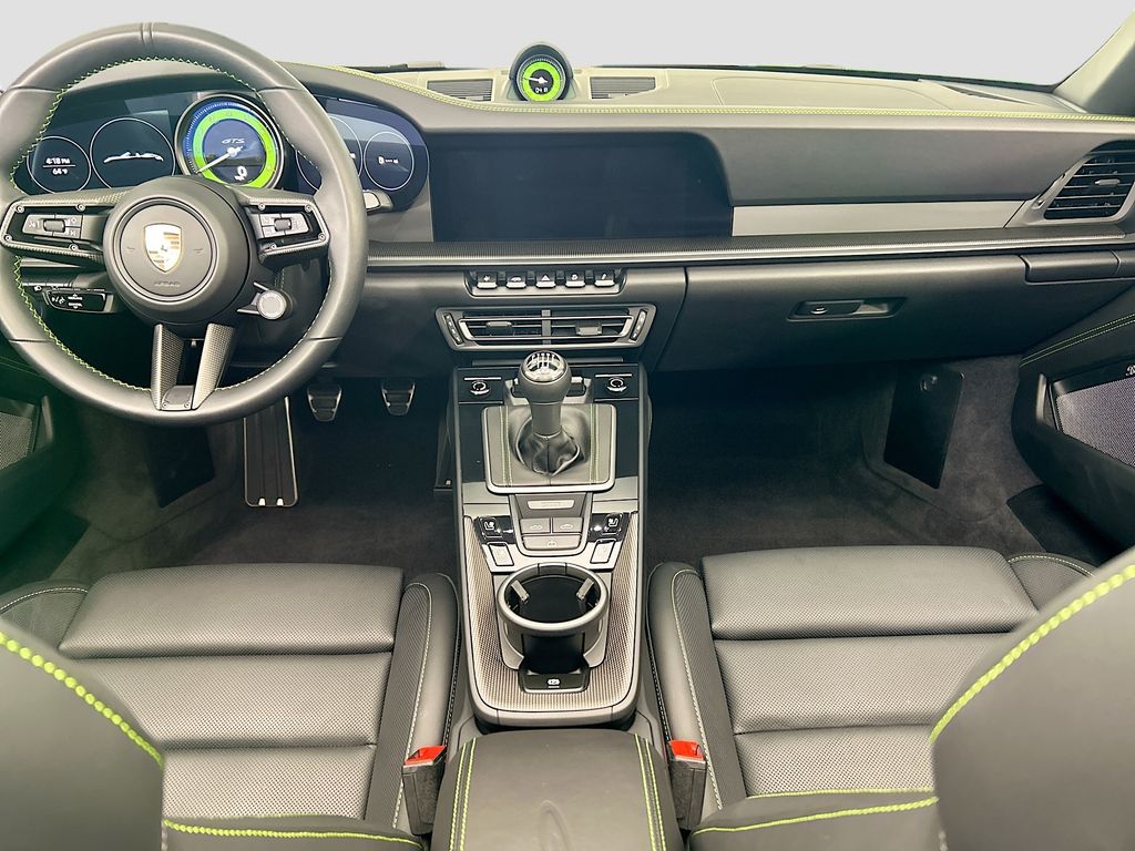 Thumbnail: 2023 Porsche 911 - 15