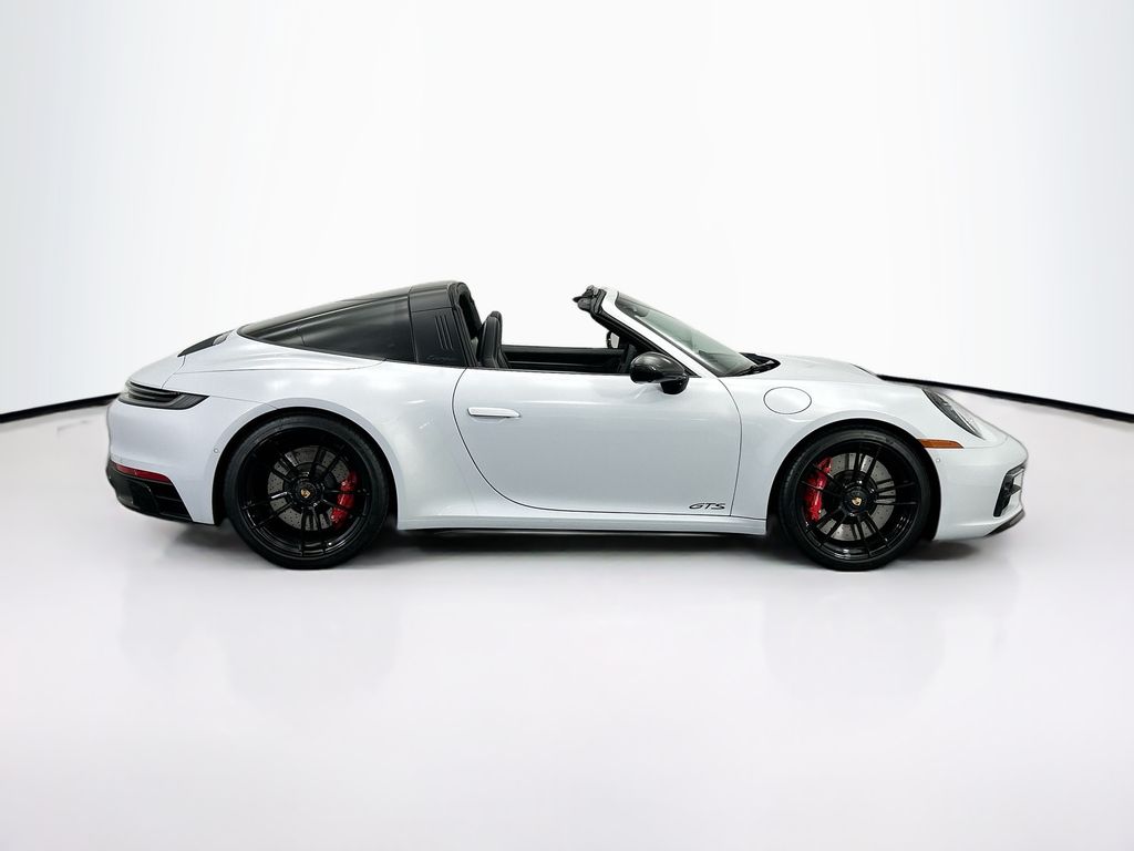 Thumbnail: 2024 Porsche 911 - 4