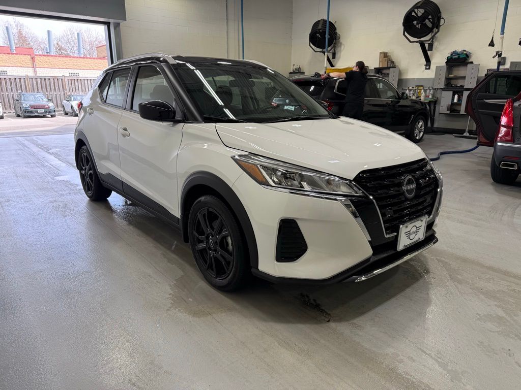 2022 Nissan Kicks SV 7