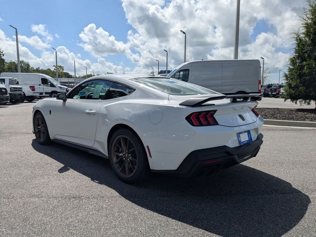 2025 Ford Mustang Dark Horse Fastback
