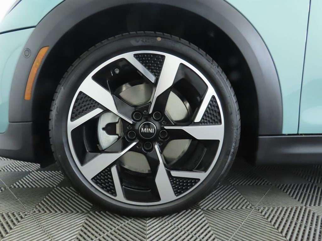 Thumbnail: 2026 MINI Cooper - 30