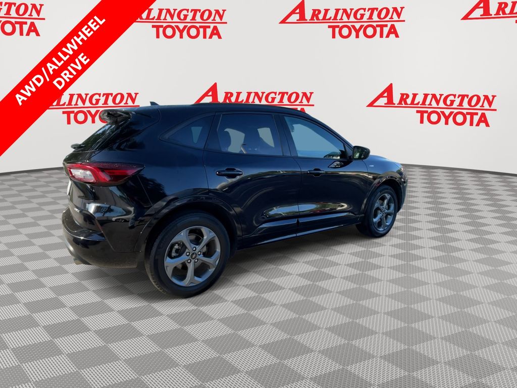 Used 2024 Ford Escape SUV