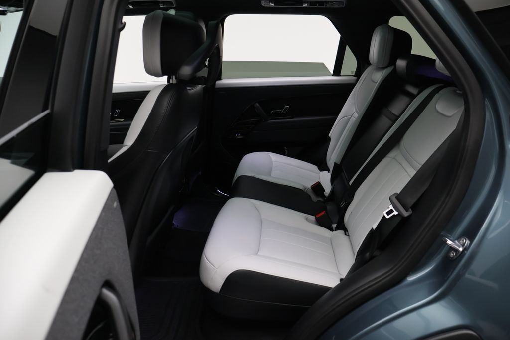 Thumbnail: 2025 Land Rover Range Rover Sport - 19