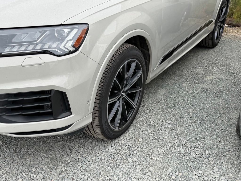 Used 2020 Audi Q7 SUV