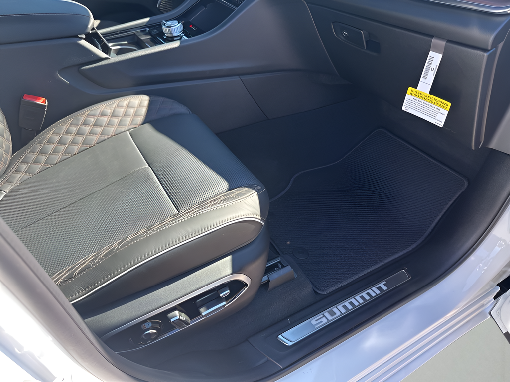 New Car 2025 Jeep Grand Cherokee L  Summit For Sale Under $70,000 In Austin, Texas