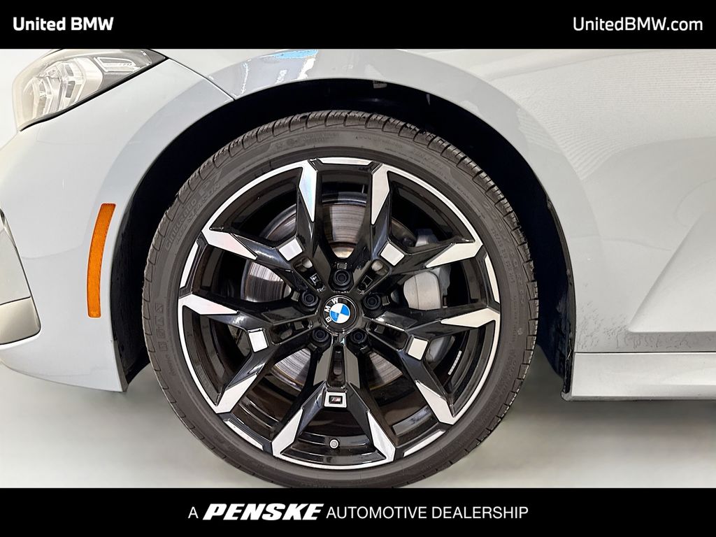 Thumbnail: 2025 BMW 3 Series - 2