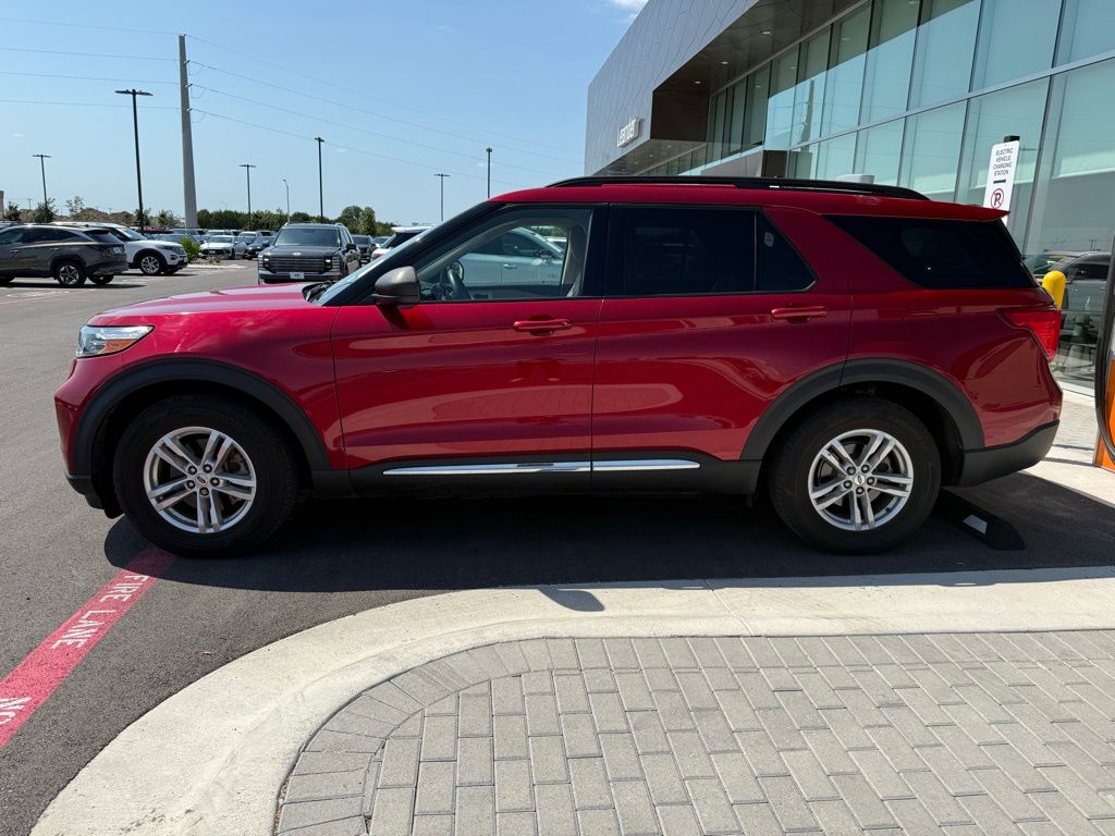 Thumbnail: 2020 Ford Explorer - 4