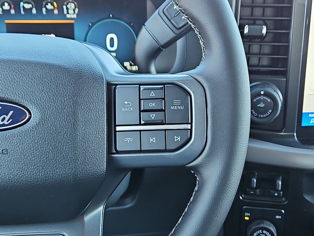2025 Ford F-150 XLT - Photo 18