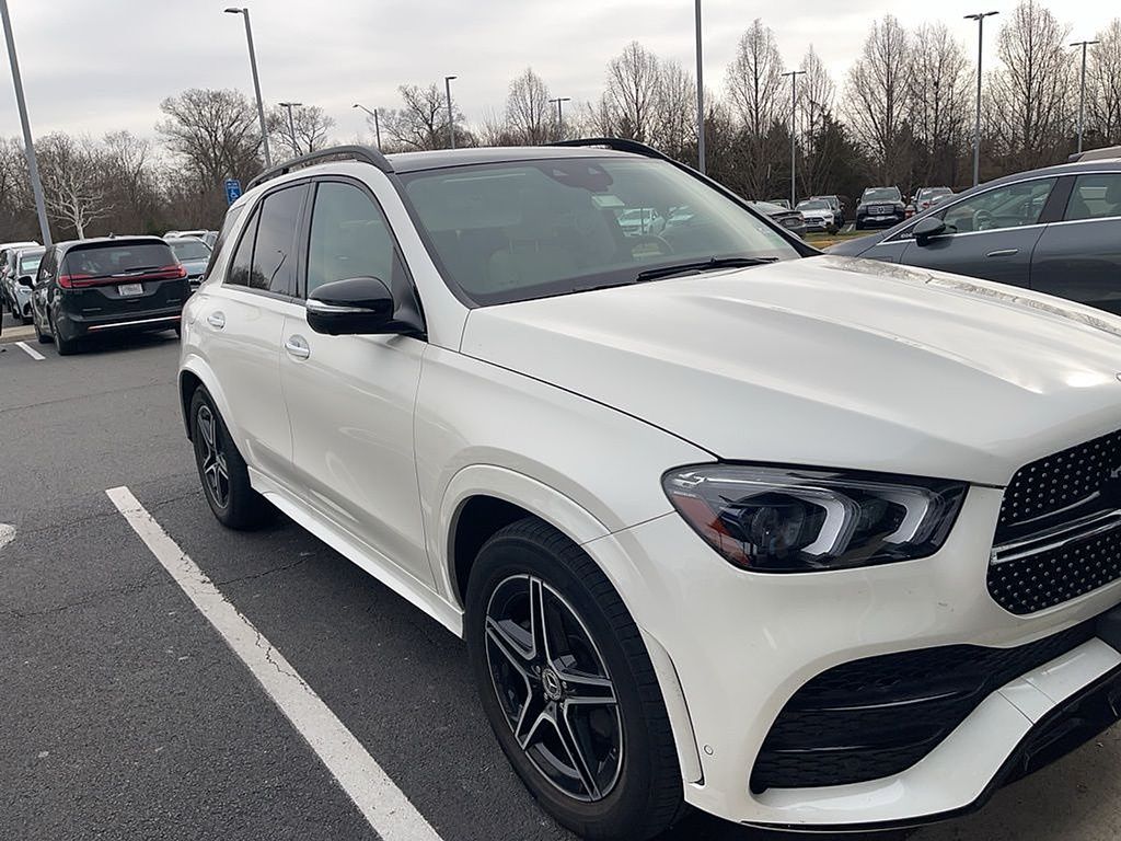 Thumbnail: 2022 Mercedes-Benz GLE - 2