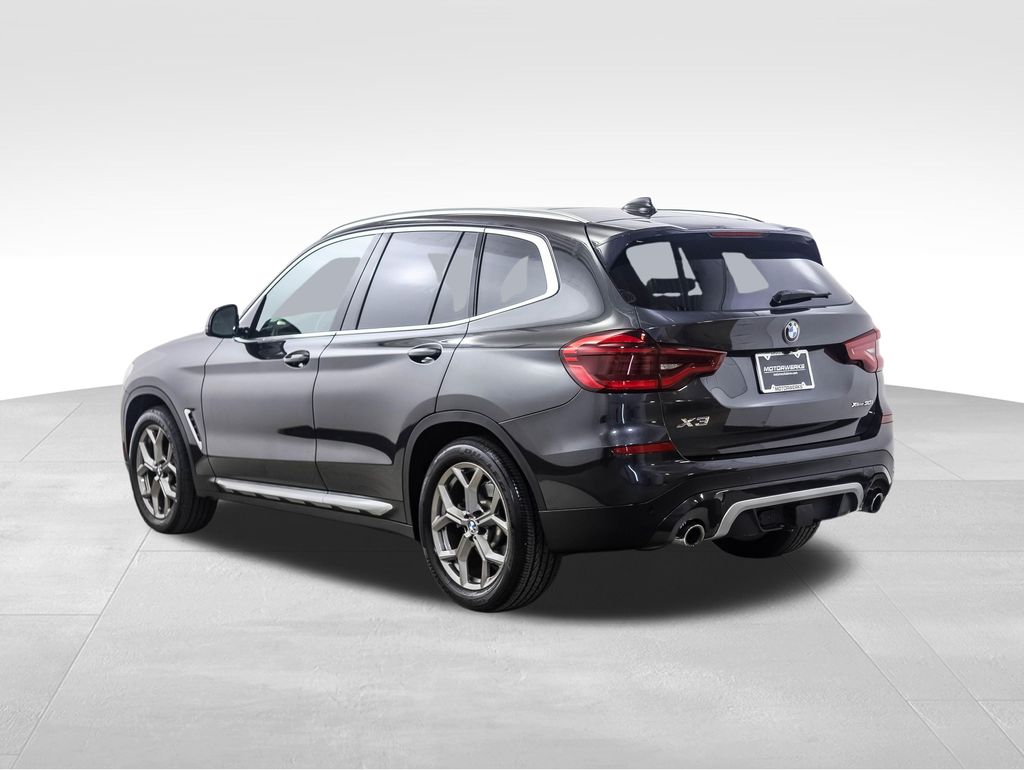 Thumbnail: 2021 BMW X3 - 3