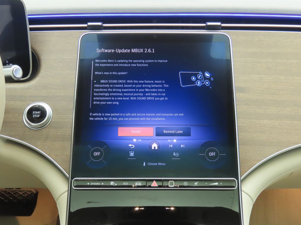 Thumbnail: 2023 Mercedes-Benz EQS - 14