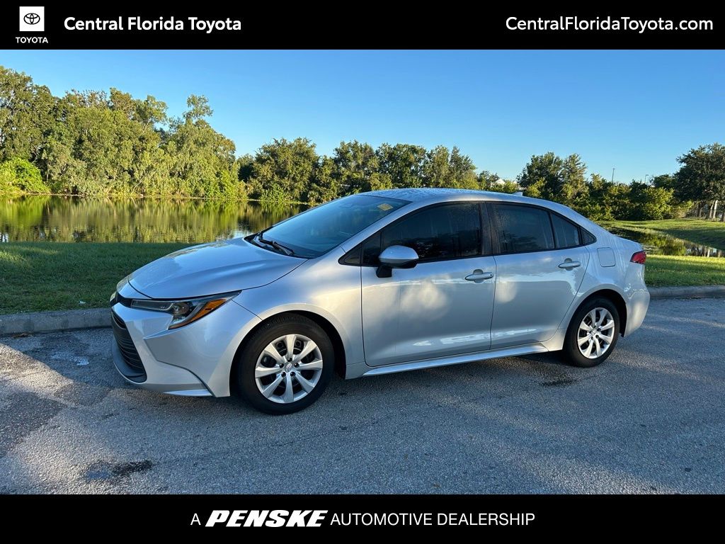 Thumbnail: 2023 Toyota Corolla - 1