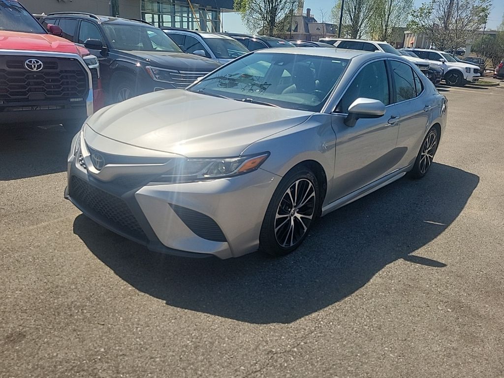 Celestial Silver Metallic 2020 Toyota Camry SE FWD Sedan Front-Wheel Drive 8-Speed Automatic
