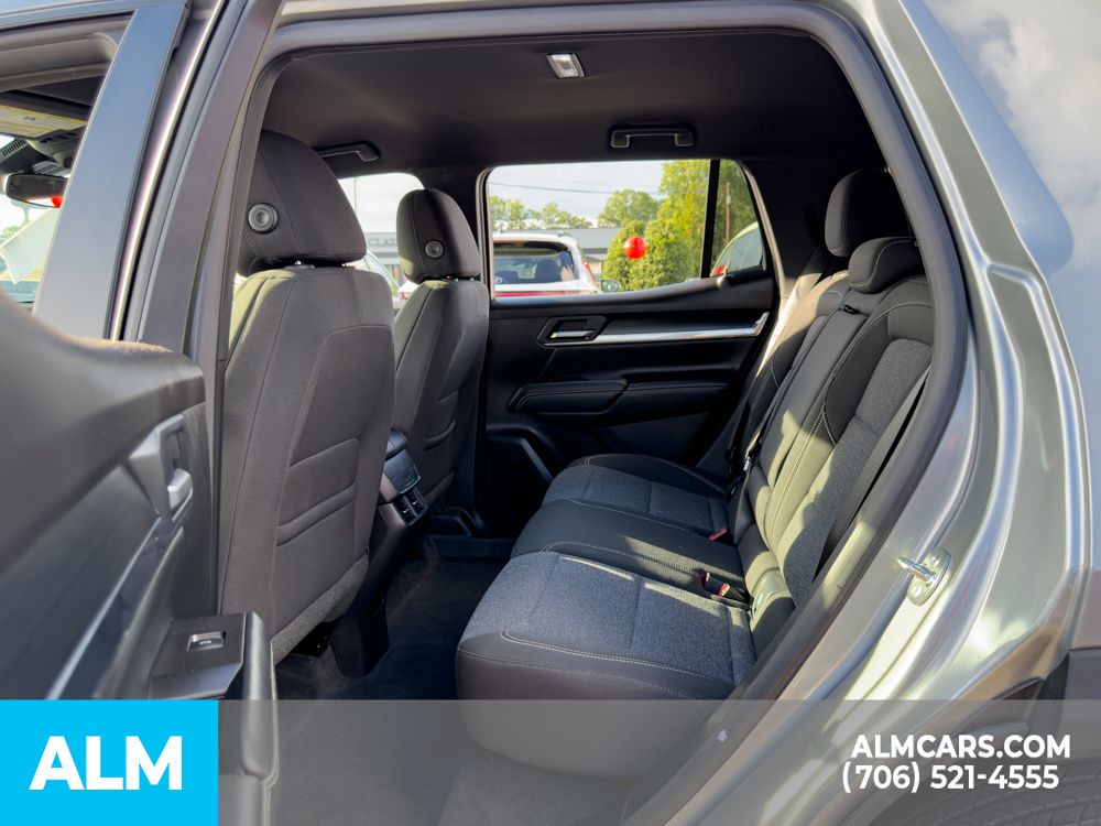 Used 2026 Silver GMC Elevation image 18