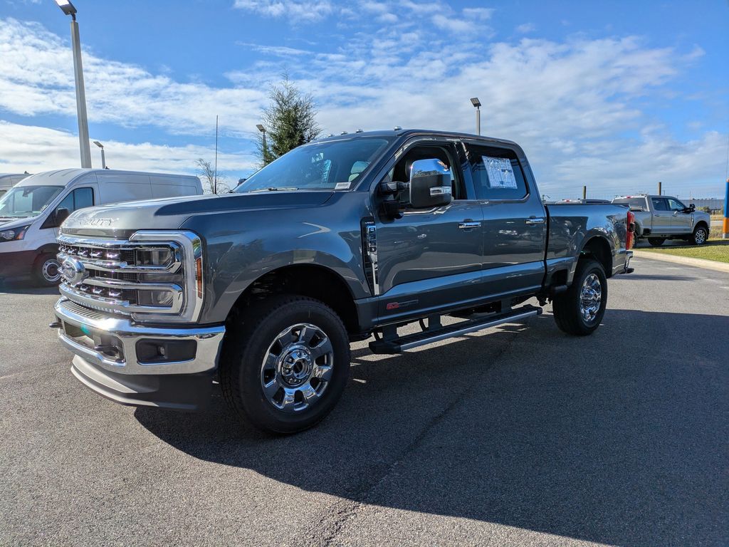 2026 Ford F-350 LARIAT