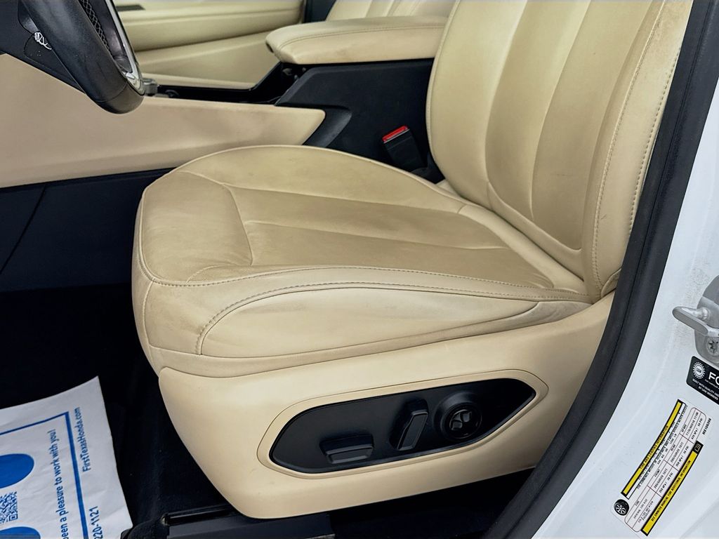 Used Car 2021 Jeep Grand Cherokee L  Limited For Sale Under $25,000 In Austin, Texas