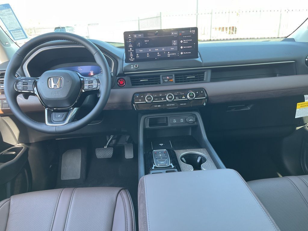 Thumbnail: 2026 Honda Pilot - 9