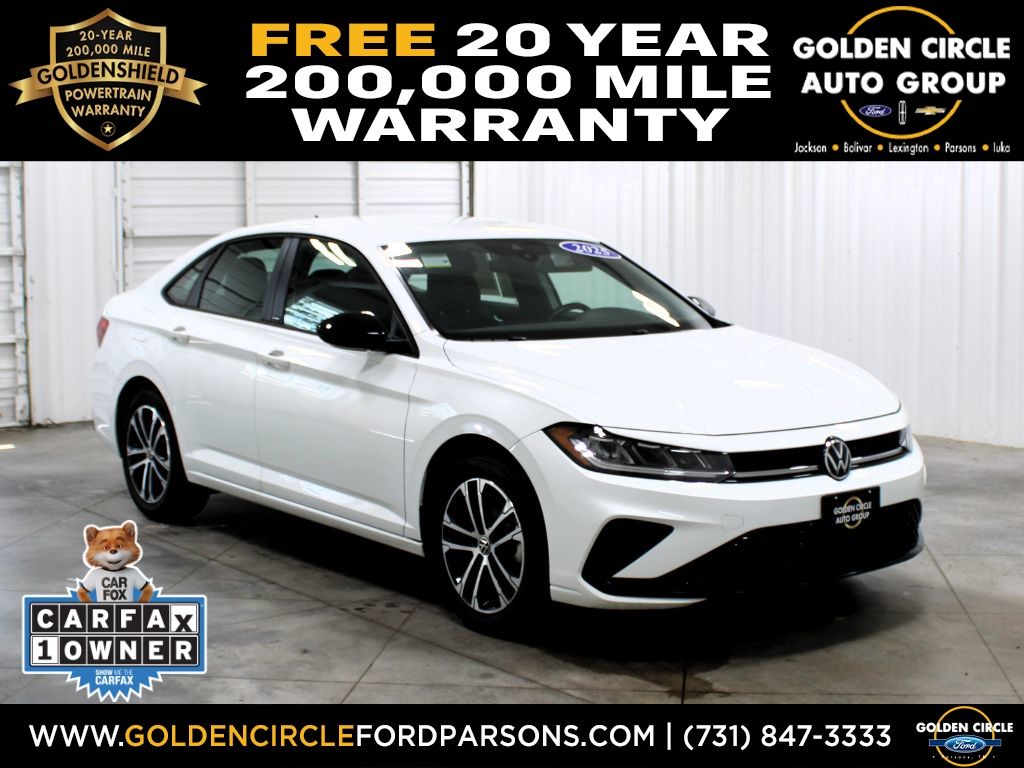 Pyrite Silver Metallic 2025 Volkswagen Jetta Sedan Front-Wheel Drive 8-Speed Automatic