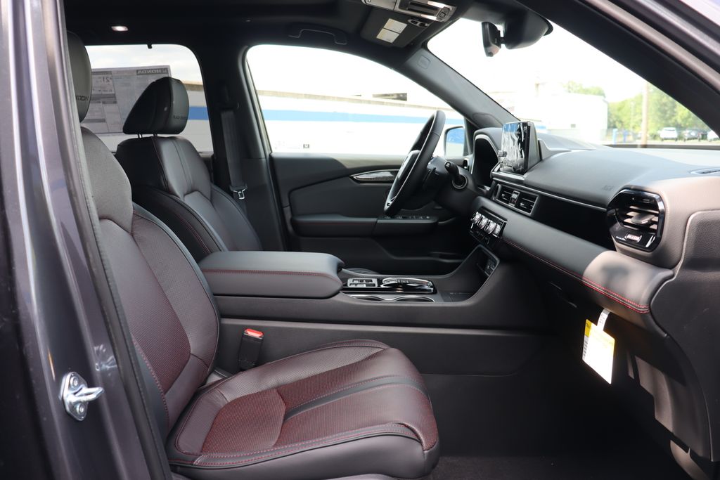 Thumbnail: 2025 Honda Pilot - 24