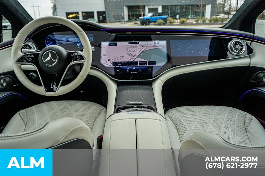 Used 2024 Red Mercedes-Benz 580 image 25