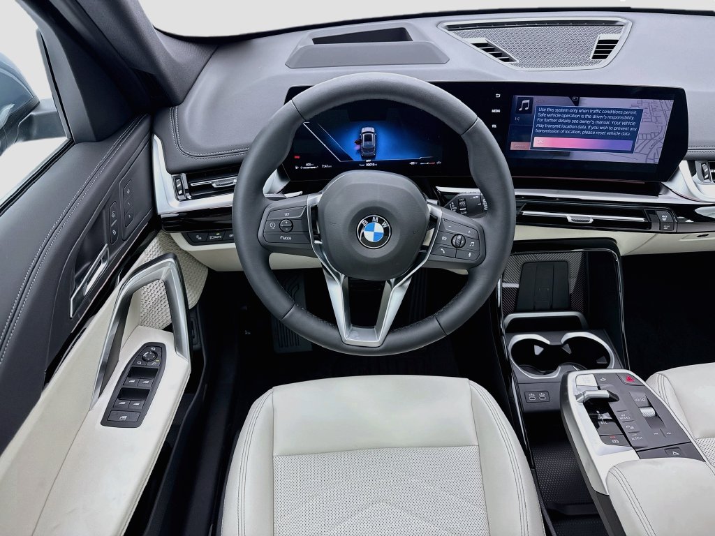 Thumbnail: 2027 BMW X1 - 10