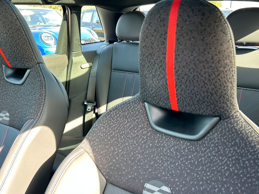 Thumbnail: 2026 MINI Cooper - 14